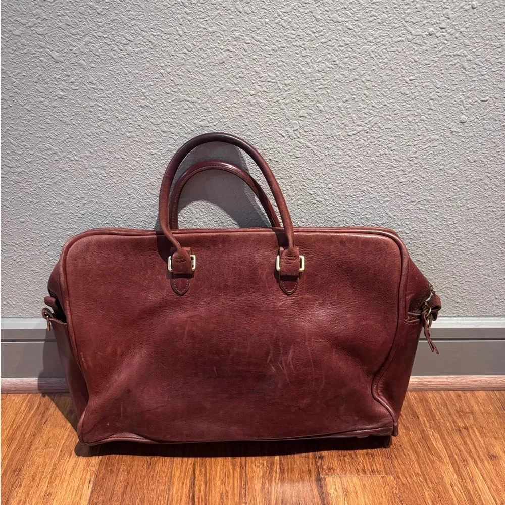 J.W. Hulme Co. Elegant Brown Leather Men's Briefcase